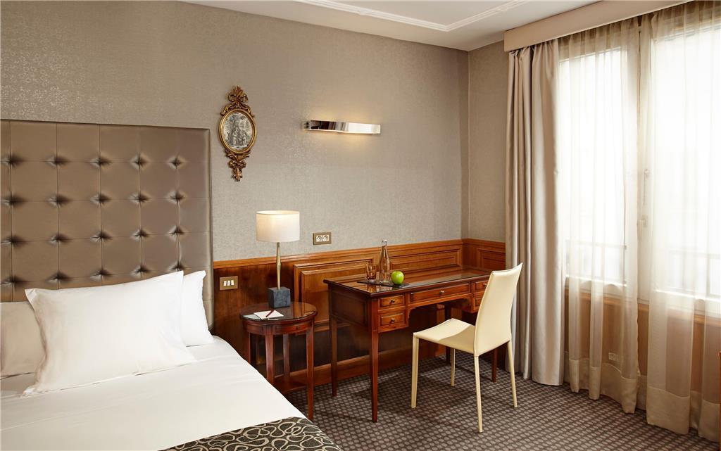 Melia Vendome Hotel 4*