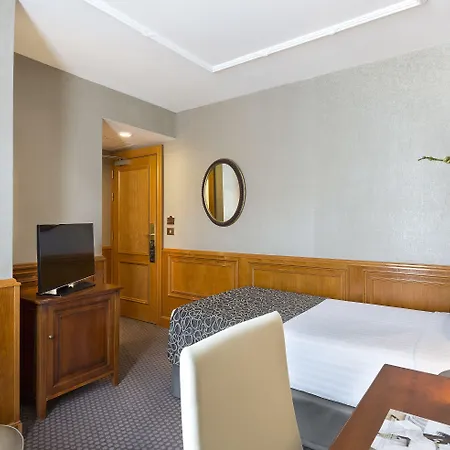 Meliá Vendôme Hotel 4*