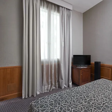 Meliá Vendôme Hotel 4*