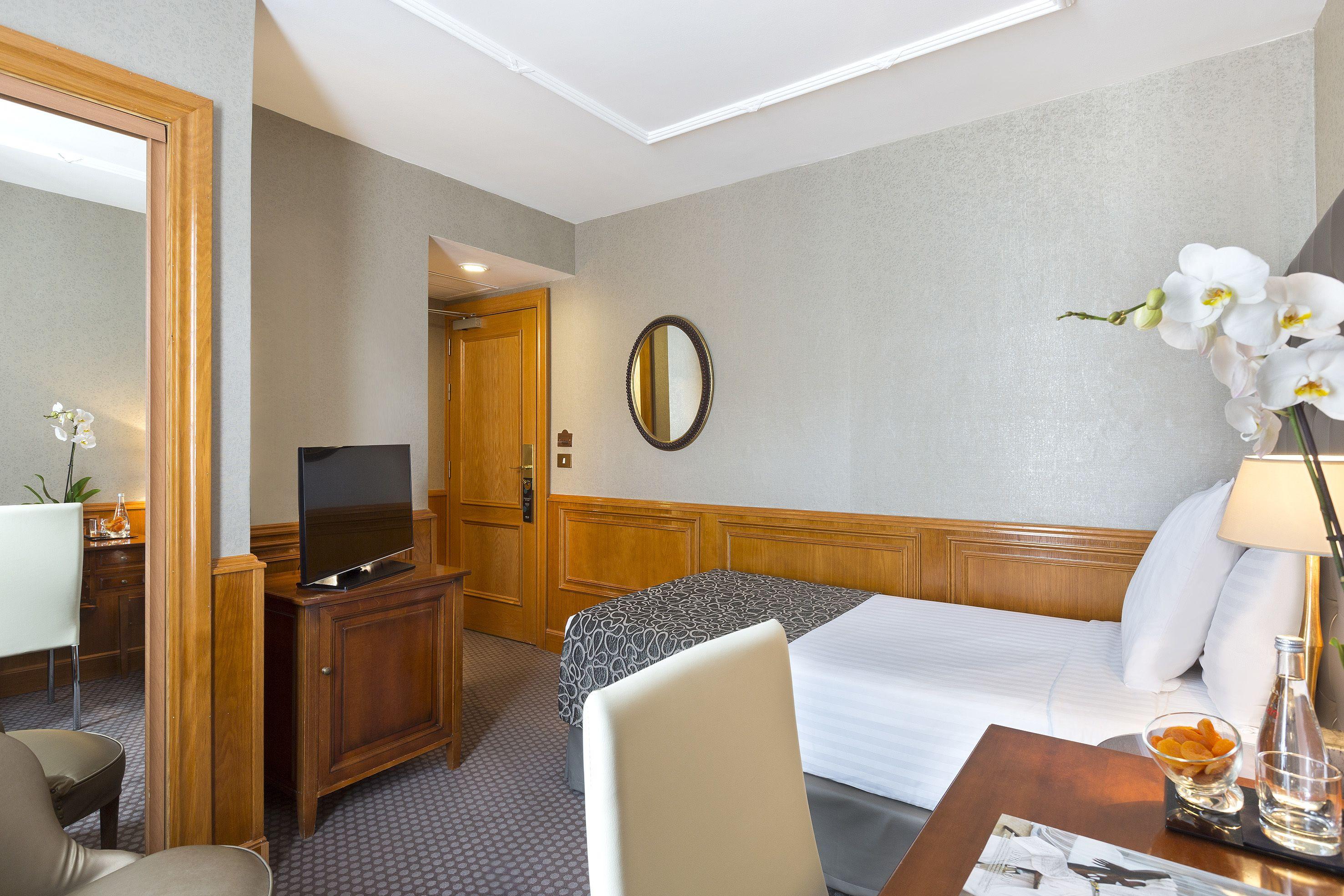 Meliá Vendôme Hotel 4*