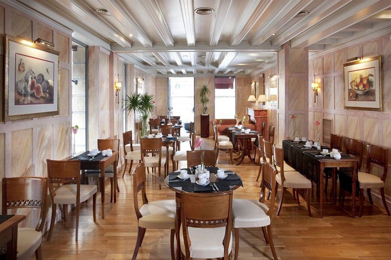 Hotel Melia Vendome 4*