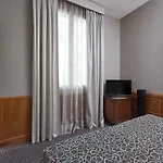 Melia Vendome Hotel 4*